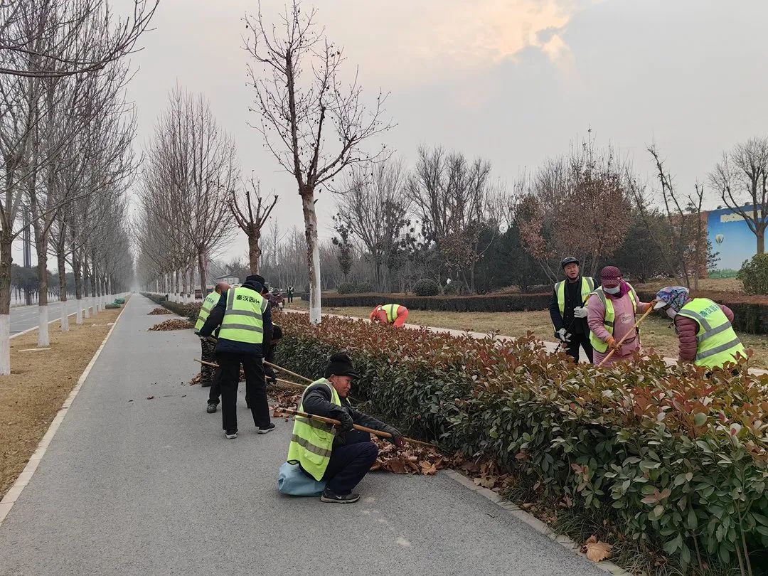 城市“美颜”进行时……秦汉新城持续推进城市环境风貌提档升级