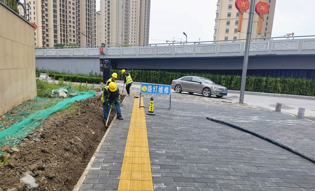 秦汉新城：加强作风建设 解决民生实事