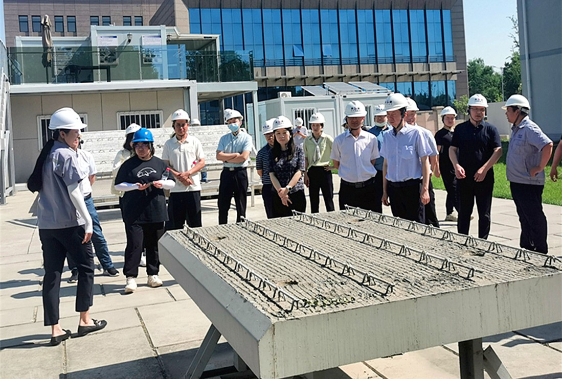 秦汉新城组织承办西咸新区装配式建筑产业基地现场观摩会