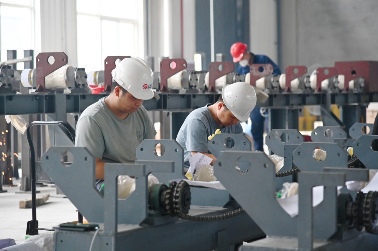 秦汉新城助力辖区先进装备制造企业提质增效