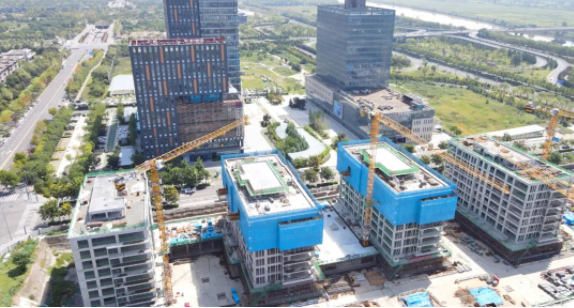 “北跨”第一站 | 最新！奥卡广场项目4栋主体封顶