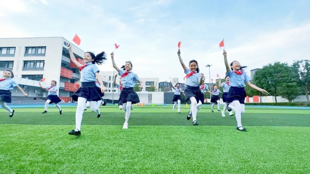 风起·北岸丨拼！造一座“教育之城”